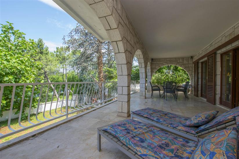 Apartment A2, for 6 persons