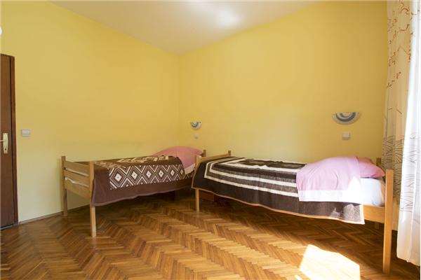 Apartment A2, for 6 persons