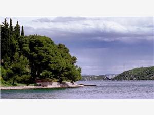 Apartments Rose Zaton (Sibenik), Size 33.00 m2, Airline distance to town centre 100 m