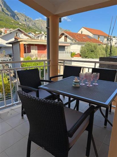 Apartment A1, for 6 persons