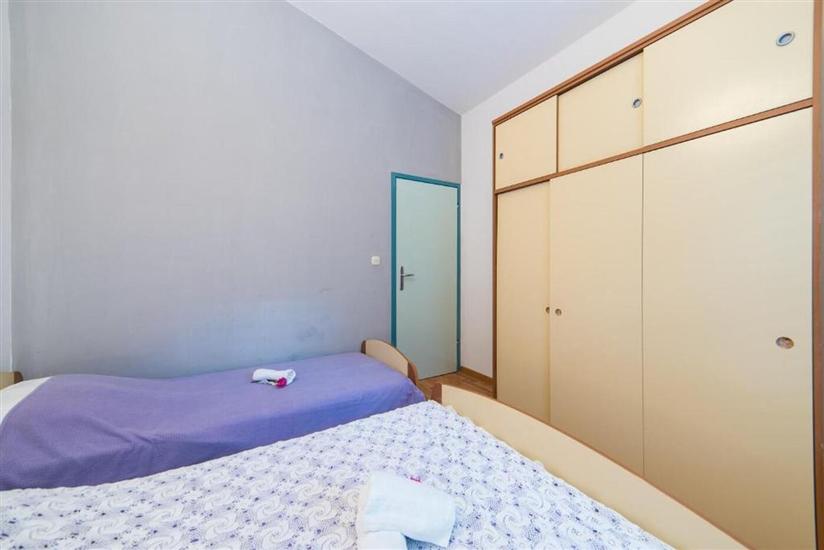 Apartment A2, for 5 persons