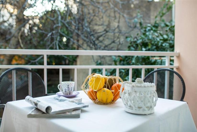 Apartment A2, for 5 persons