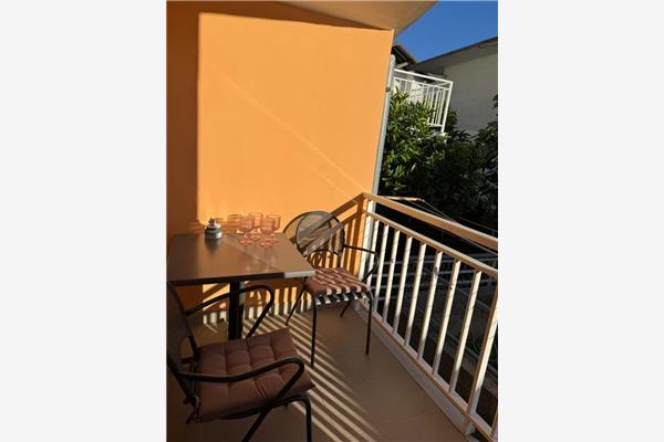 Apartment A2, for 5 persons