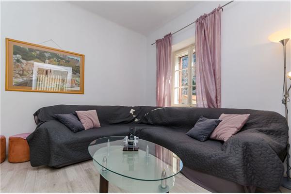 Apartment A1, for 8 persons