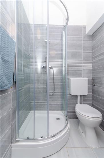 Apartment A1, for 8 persons