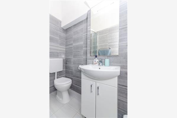 Apartment A1, for 8 persons