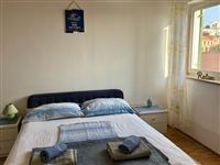 Room S1, for 2 persons