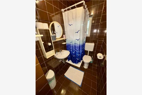 Room S1, for 2 persons