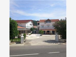 Apartments and Rooms PREKA Rab - island Rab, Size 54.00 m2