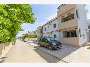 Apartment Zadar riviera,BookMirjanaFrom 114 €