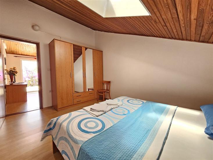 Apartment A6, for 4 persons