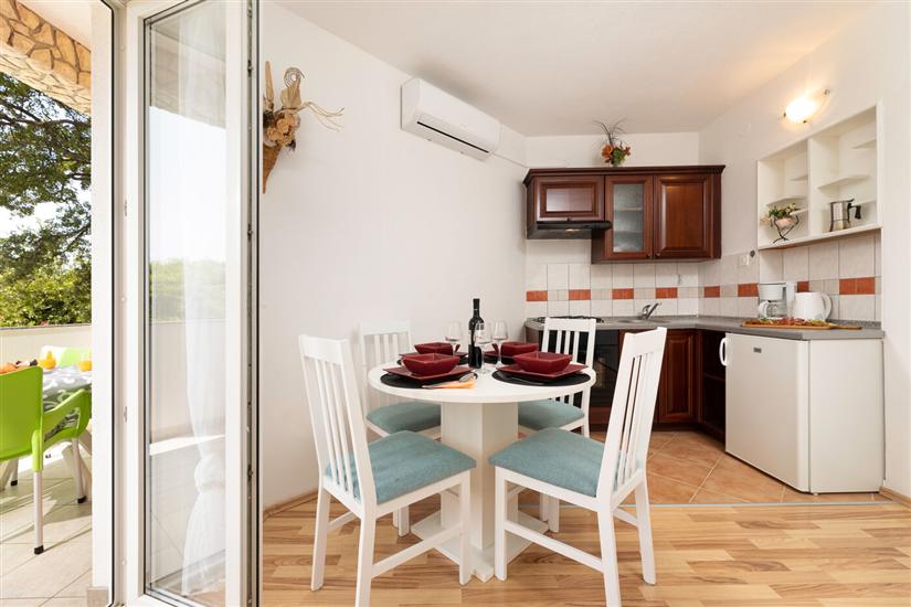 Apartment A2, for 3 persons