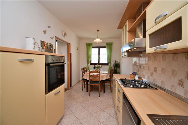 Apartment A1, for 6 persons