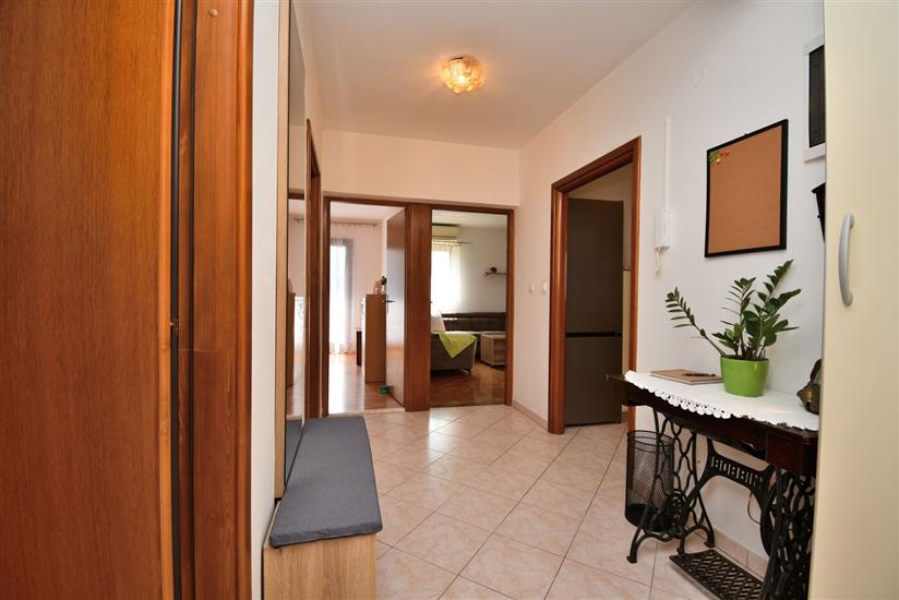 Apartment A1, for 6 persons