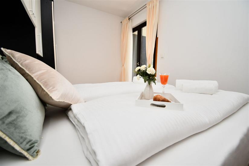 Apartment A1, for 6 persons