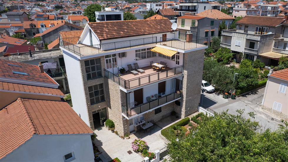 Apartment Goran center