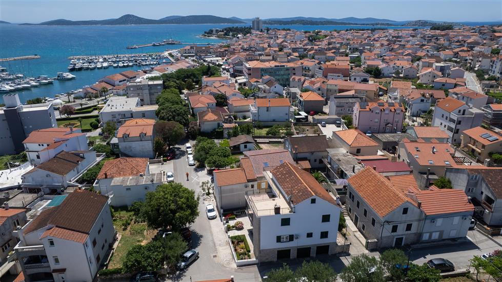 Apartment Goran center