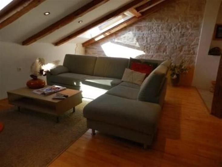 Apartment A2, for 5 persons