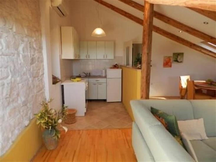 Apartment A2, for 5 persons