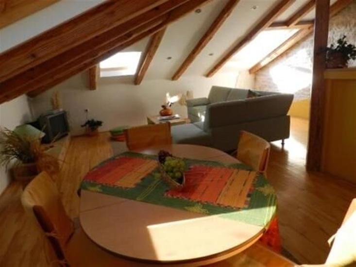 Apartment A2, for 5 persons