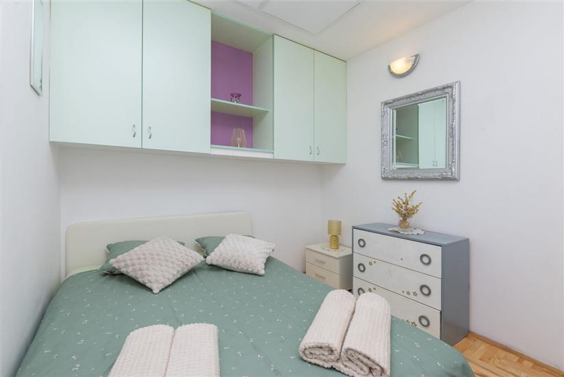 Apartment A1, for 5 persons