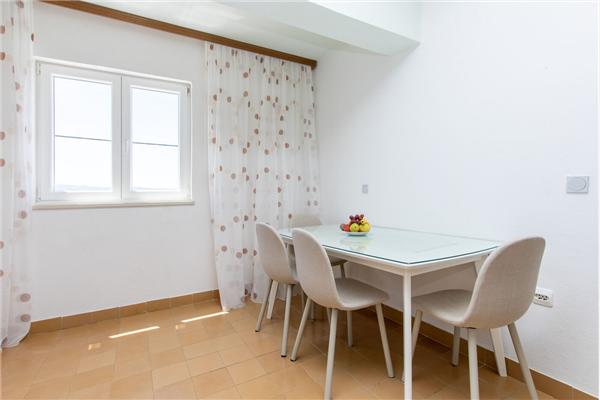 Apartment A1, for 4 persons
