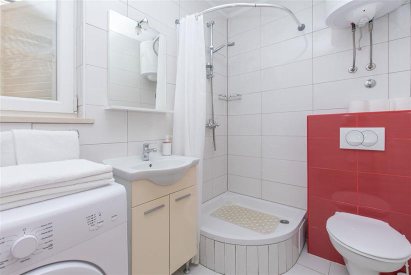 Apartment A2, for 4 persons