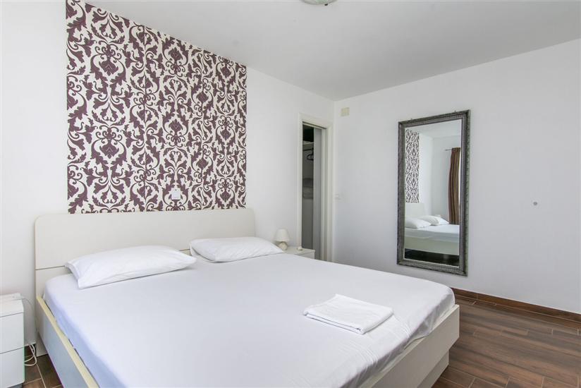 Apartment A5, for 4 persons