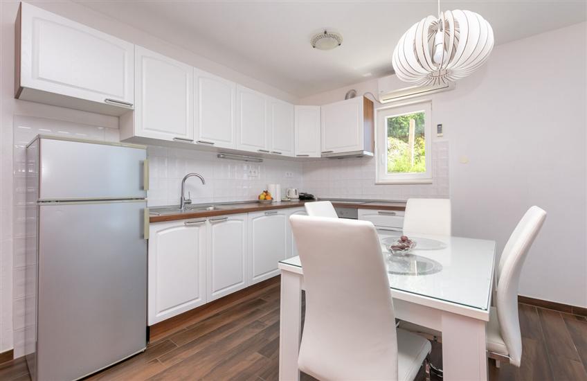 Apartment A5, for 4 persons