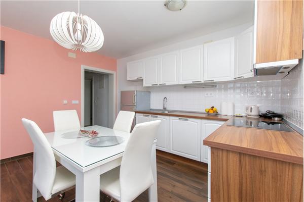 Apartment A5, for 4 persons