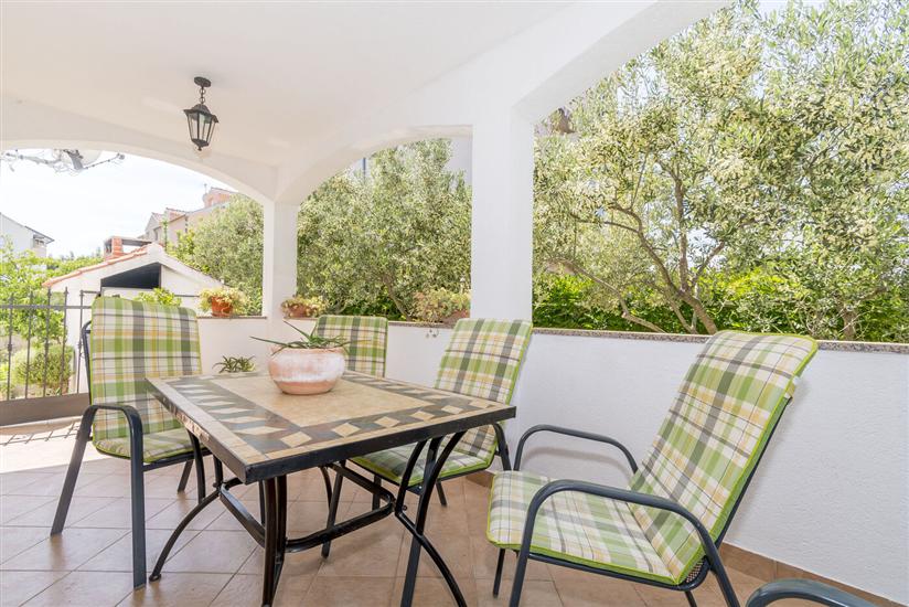 Apartment A1, for 6 persons