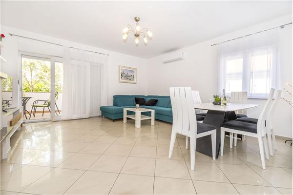 Apartment A1, for 6 persons