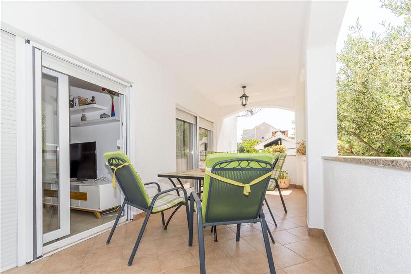 Apartment A1, for 6 persons