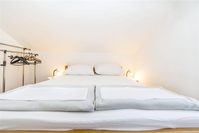 Apartment A5, for 3 persons