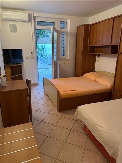 Apartment A1, for 7 persons