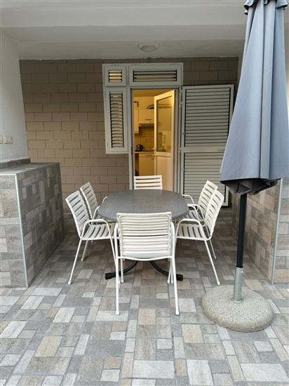 Apartment A1, for 7 persons