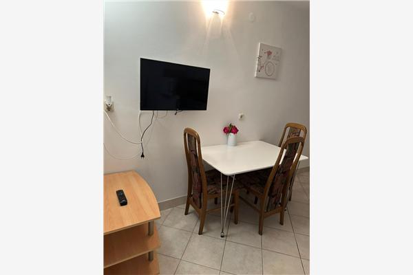 Apartment A1, for 7 persons