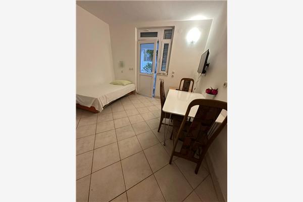Apartment A1, for 7 persons