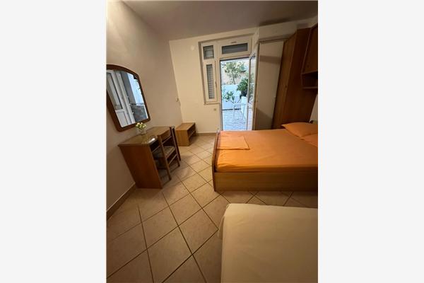 Apartment A1, for 7 persons
