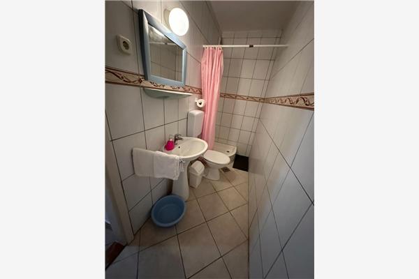 Apartment A1, for 7 persons