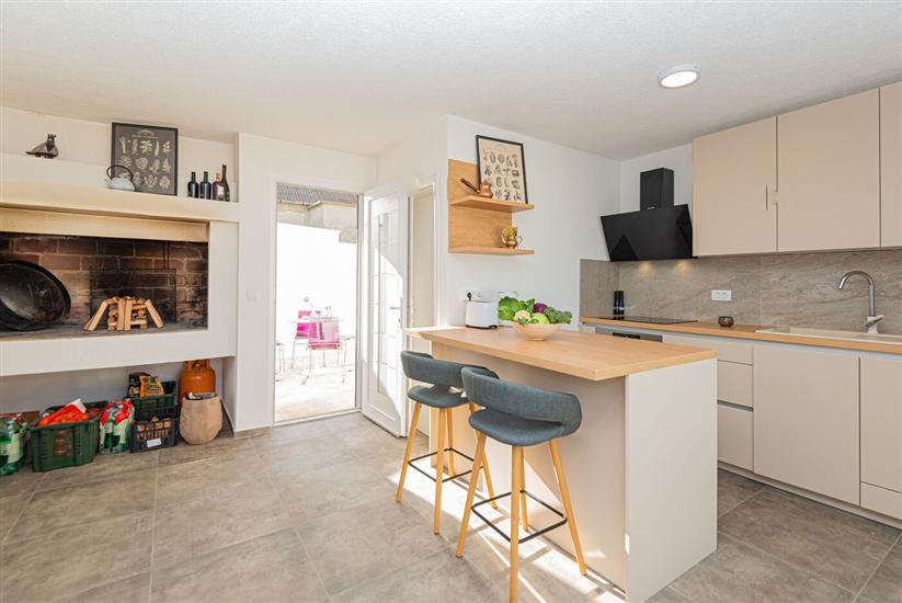 Apartments Villa Radelj