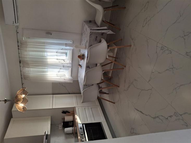 Apartment A1, for 6 persons