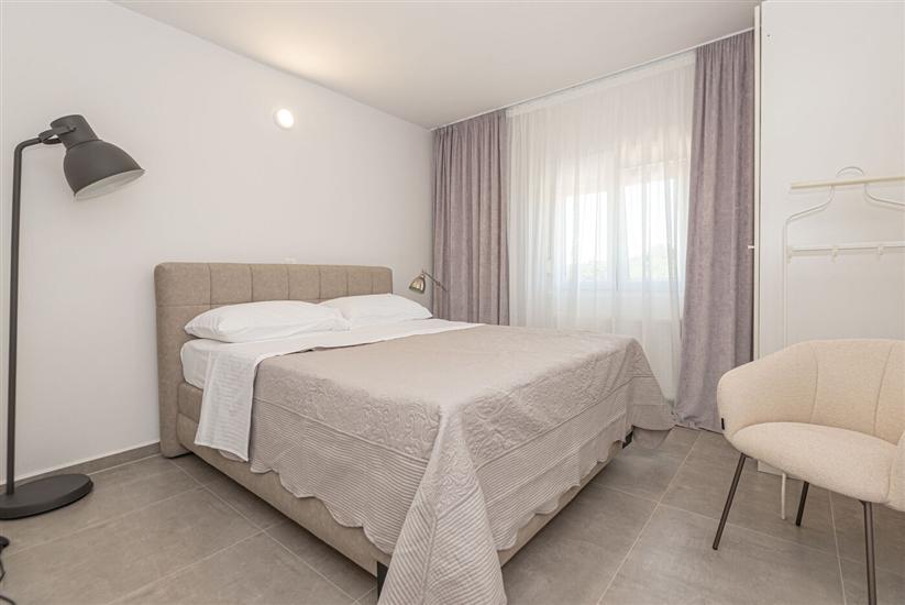 Apartment A2, for 6 persons