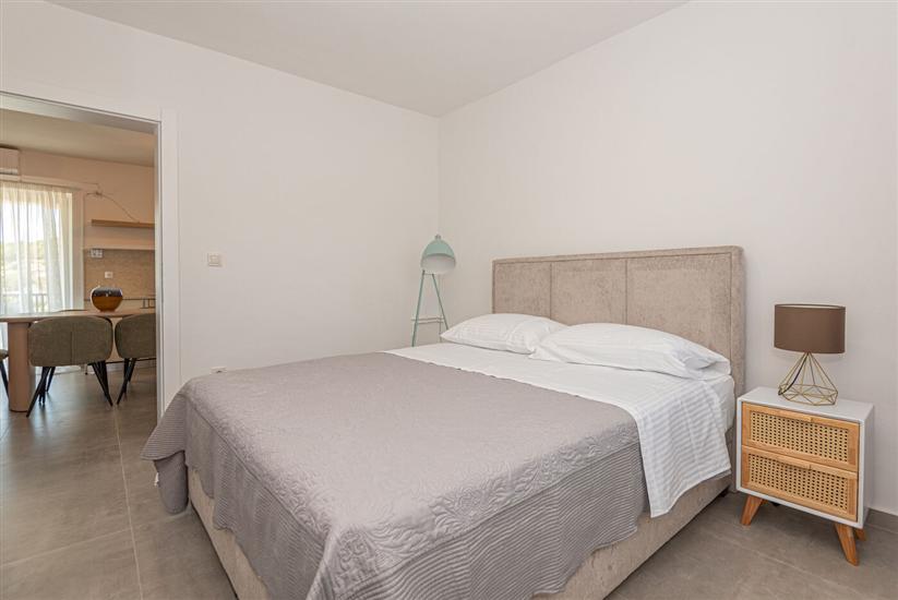 Apartment A2, for 6 persons