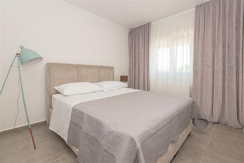 Apartment A2, for 6 persons