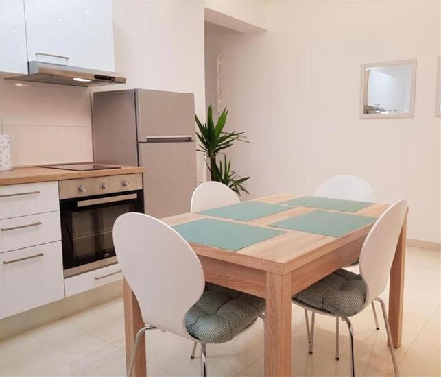 Apartment A2, for 3 persons
