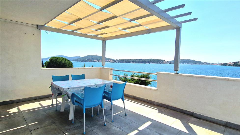 Apartment A4, for 4 persons