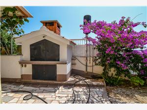 Apartment Split and Trogir riviera,BookVanessaFrom 128 €