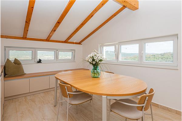 Apartment A1, for 5 persons