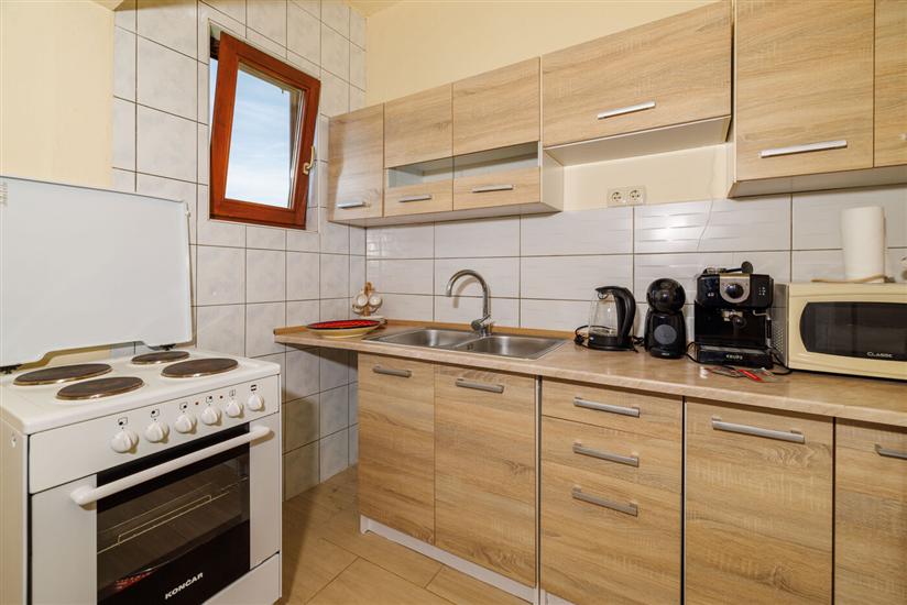 Apartment A1, for 5 persons